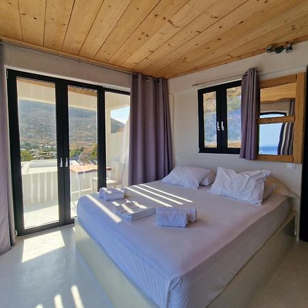 Spathi Beach Suites Kea Rum bild
