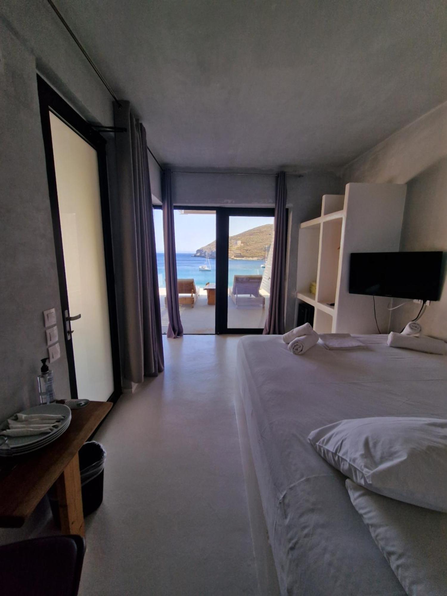 Spathi Beach Suites Kea Rum bild