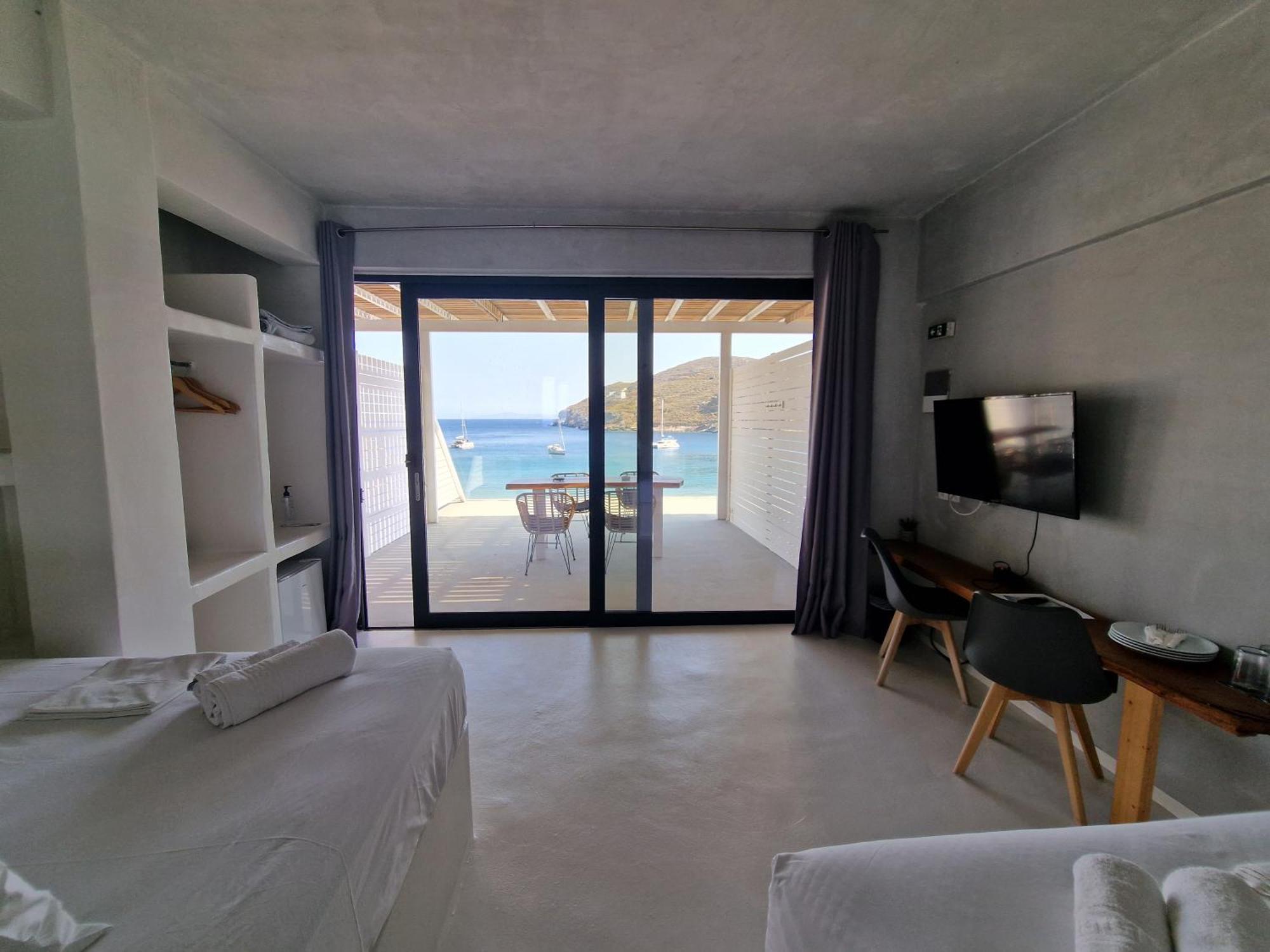 Spathi Beach Suites Kea Rum bild