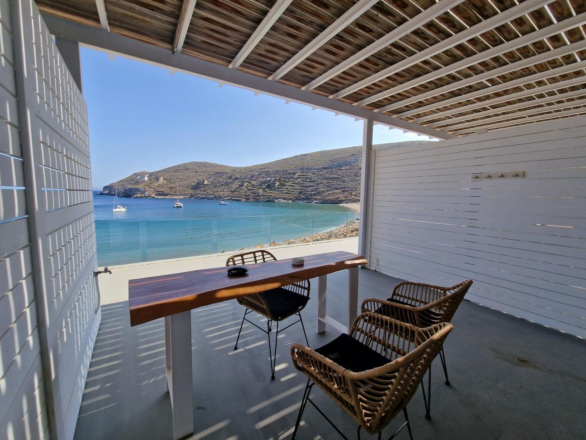 Spathi Beach Suites Kea Rum bild