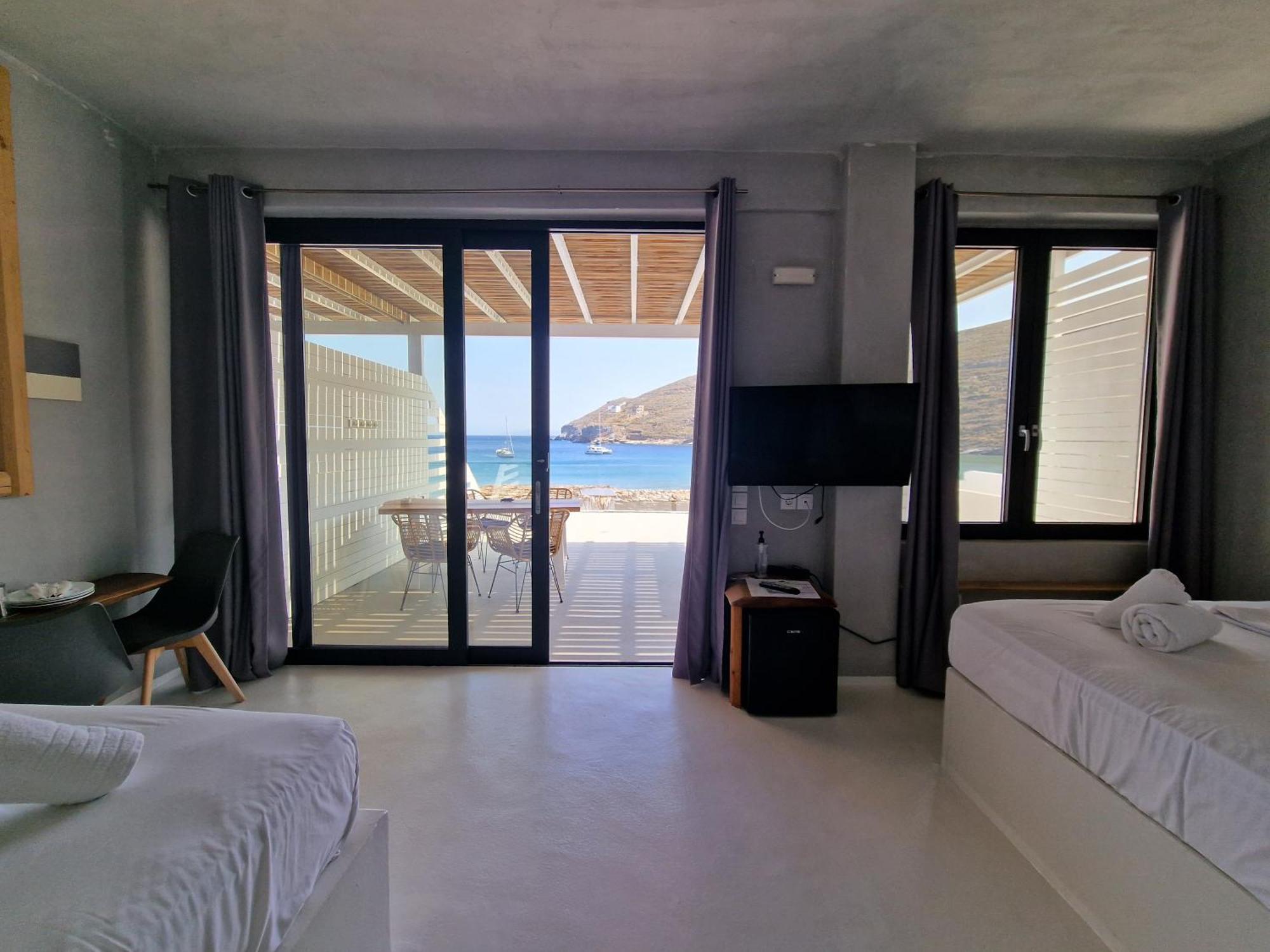 Spathi Beach Suites Kea Rum bild
