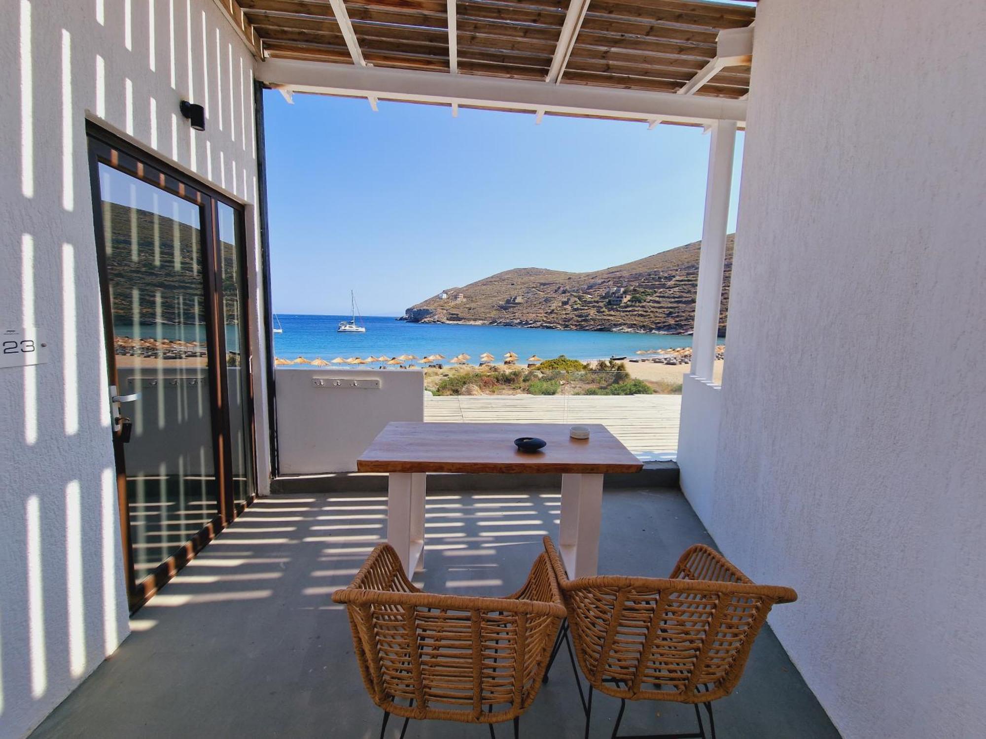 Spathi Beach Suites Kea Rum bild